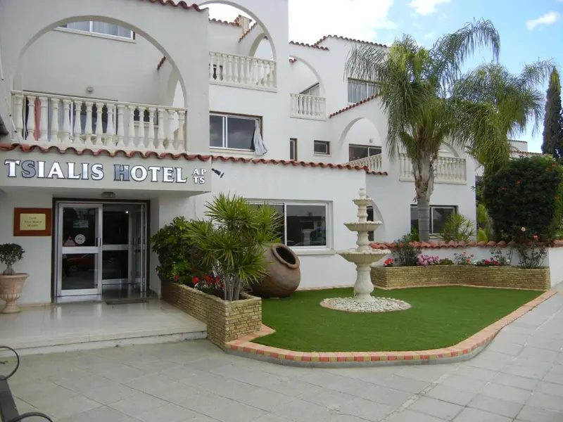 Tsialis Hotel hotel area - tsialis-hotel-2