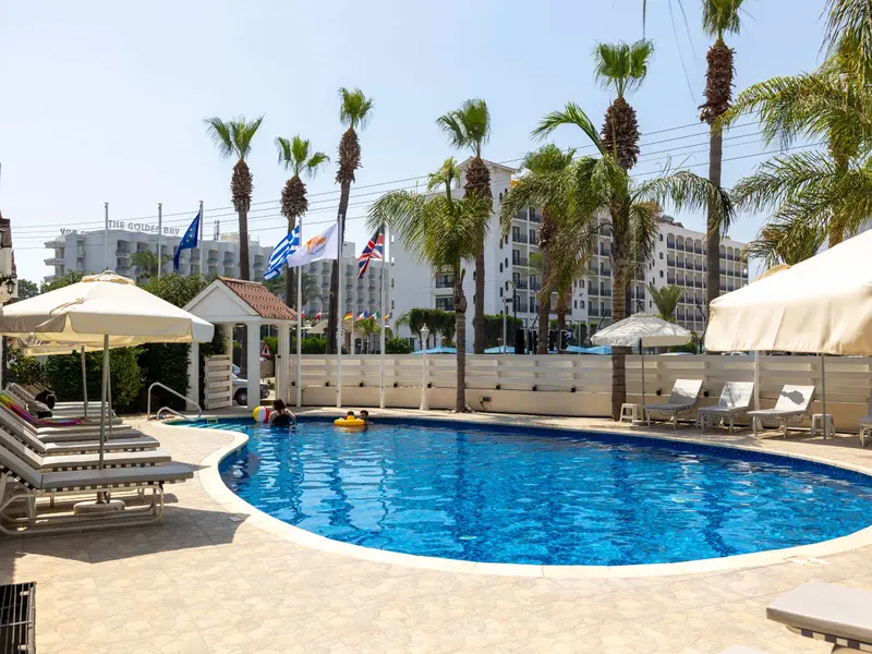 Tsialis Hotel pool area - tsialis-pool-3
